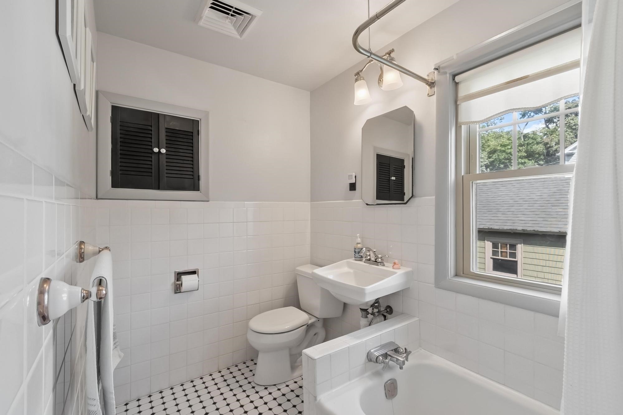 73 Summer Street Property Photo 14