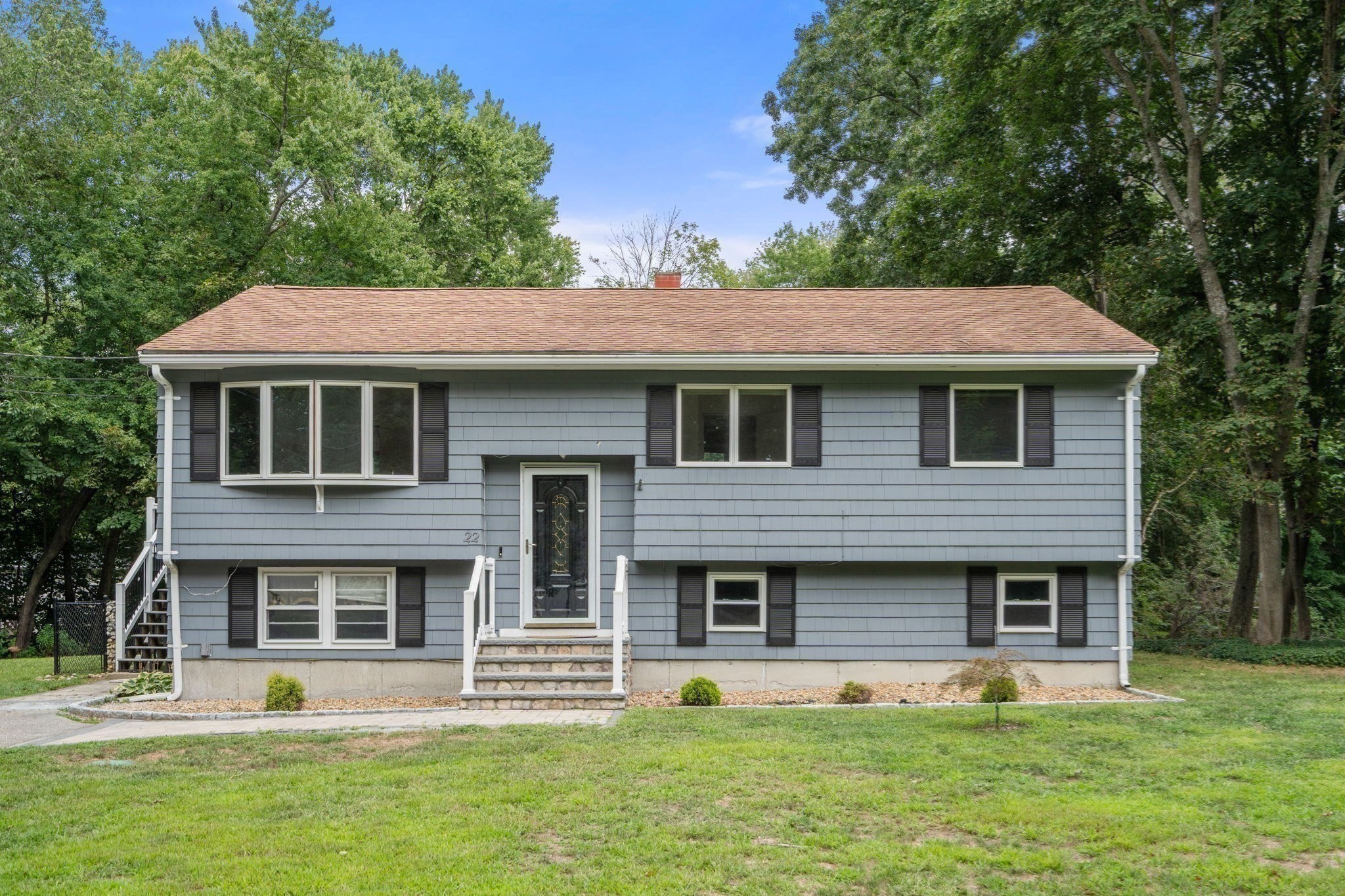 22 Allen Road Property Photo 1