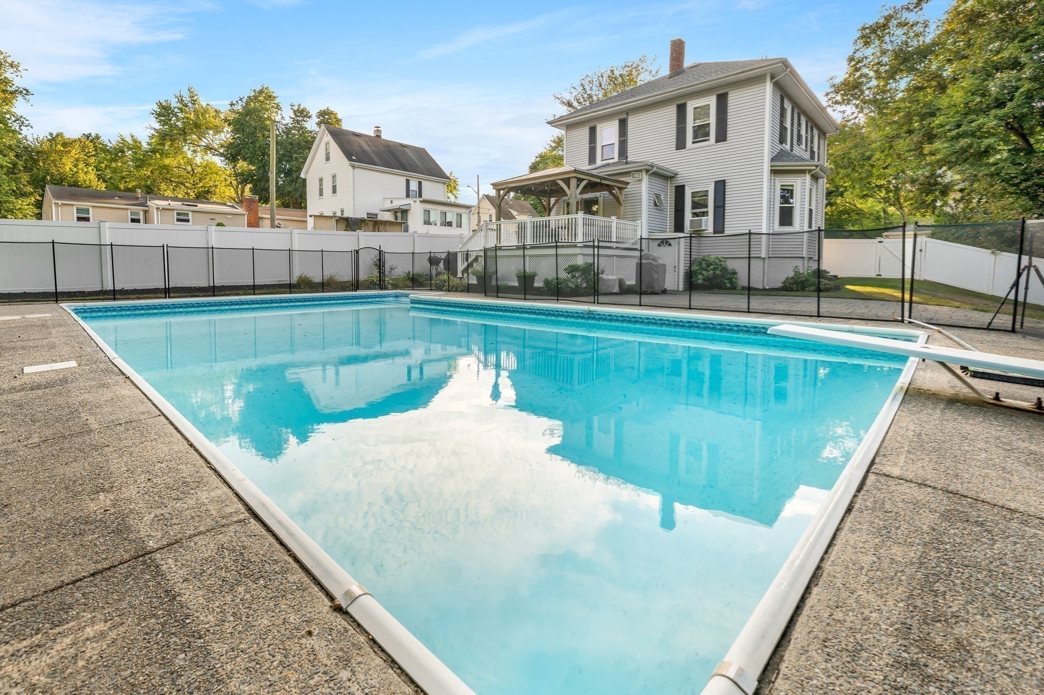 17 Nowell Street Property Photo 33