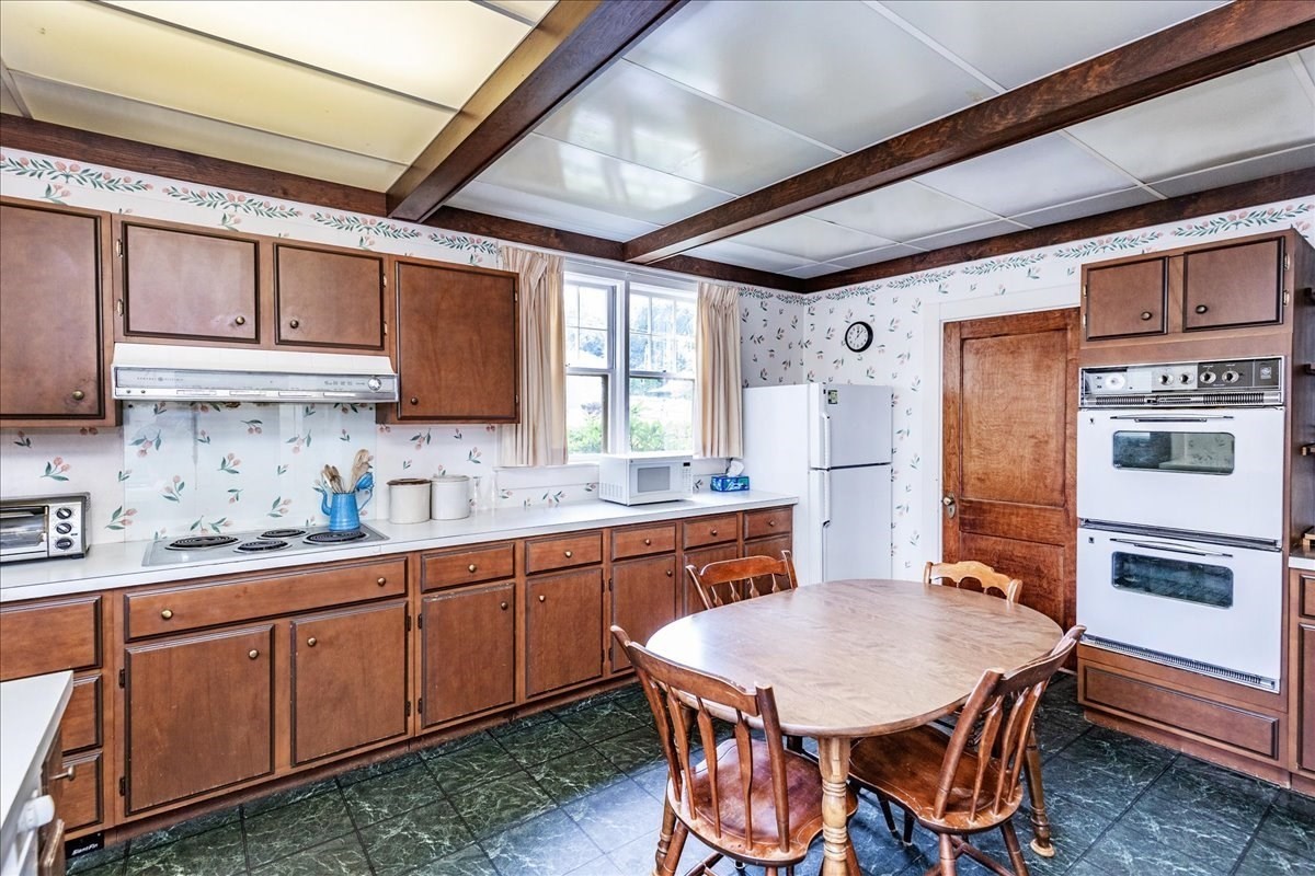 7 Intervale Rd Property Photo 14