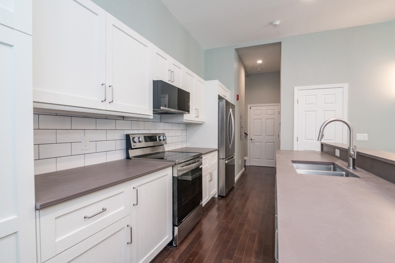 27 Bardwell St. # 3 Property Photo 4