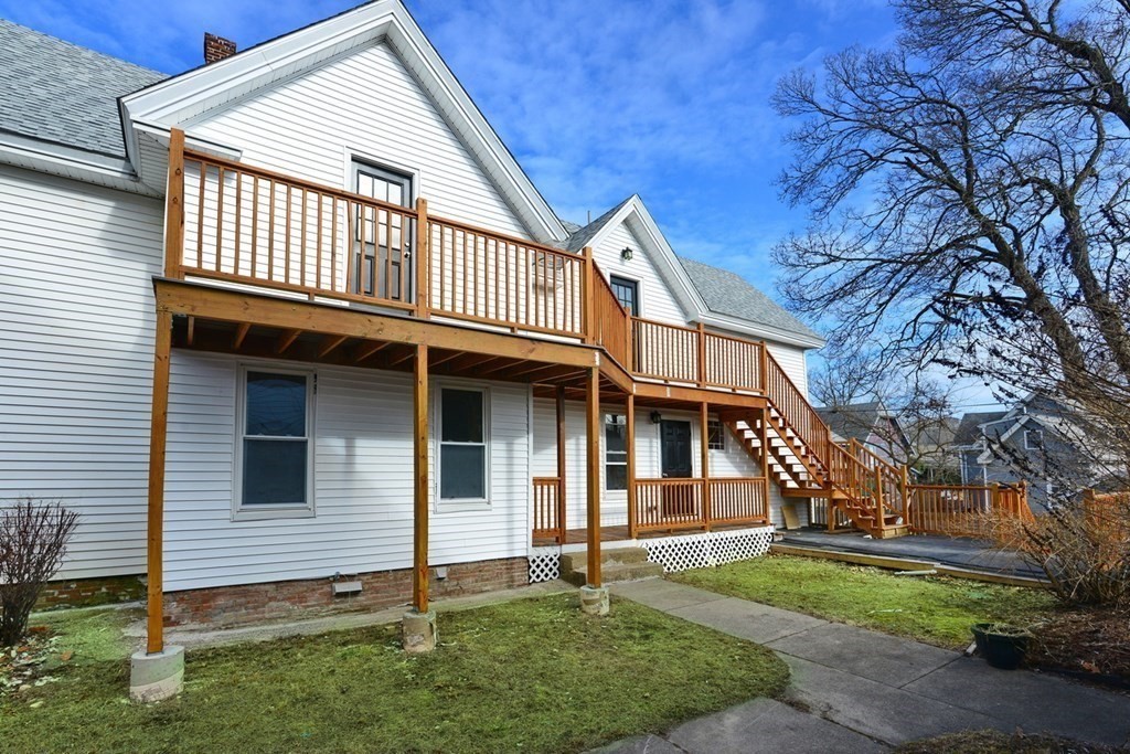38 Emmons St # 1r Property Photo 2