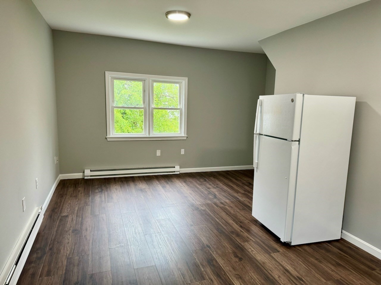 38 Emmons St # 1r Property Photo 6