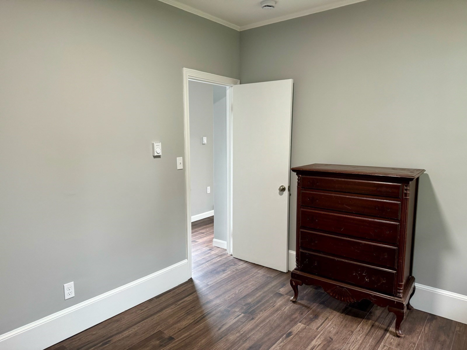 38 Emmons St # 1r Property Photo 9