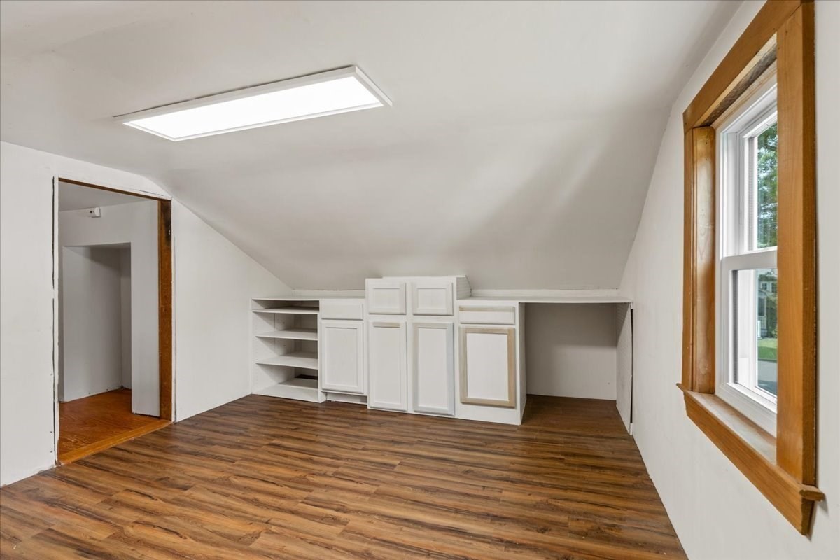 20 Mayflower Road Property Photo 14