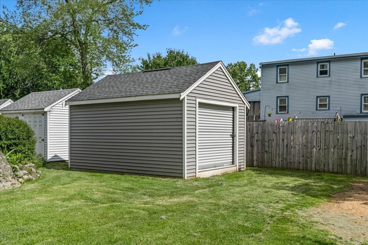20 Mayflower Road Property Photo 16