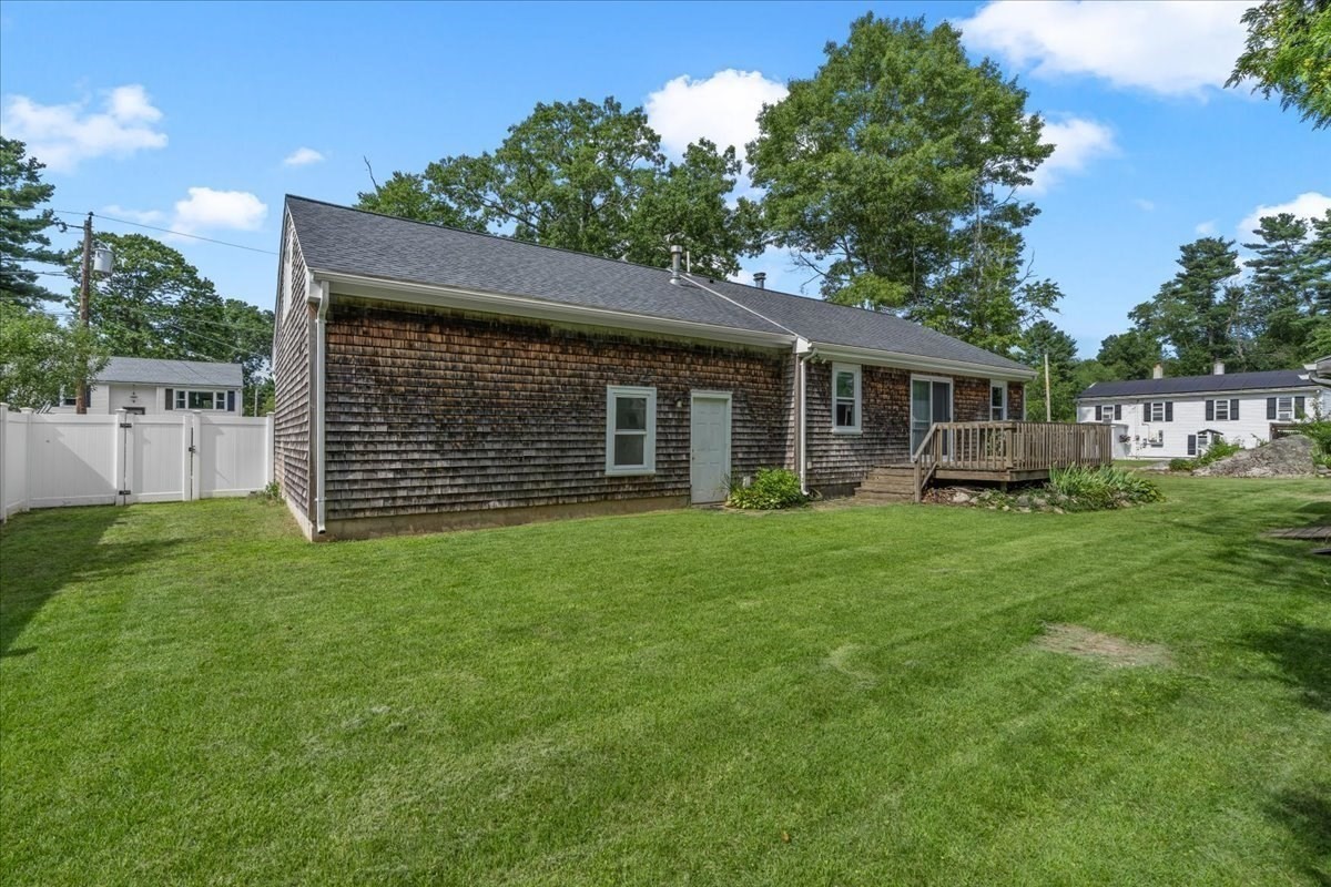 20 Mayflower Road Property Photo 17