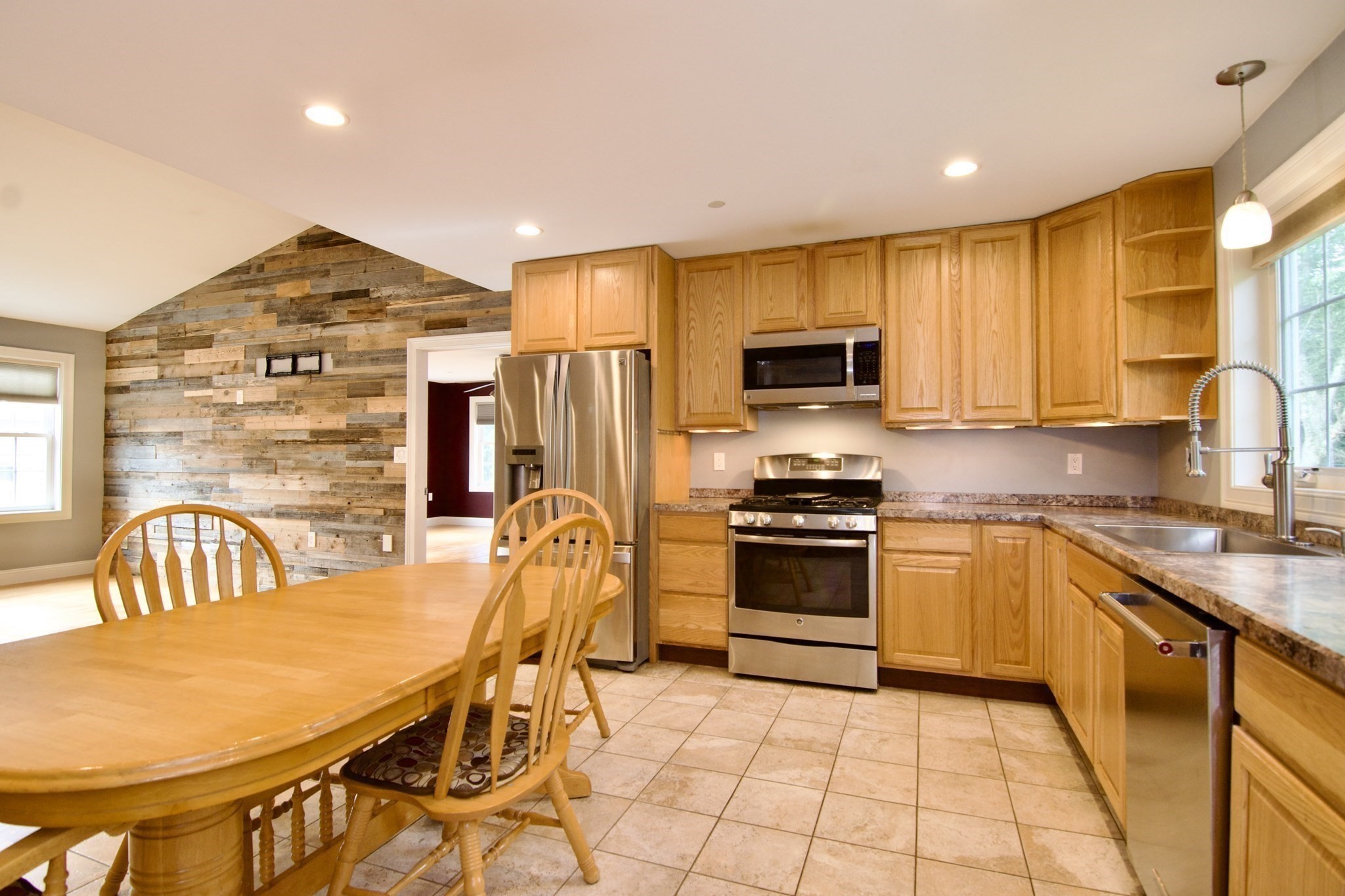 39 Isaac Bradway Rd Unit 2 Property Photo 12