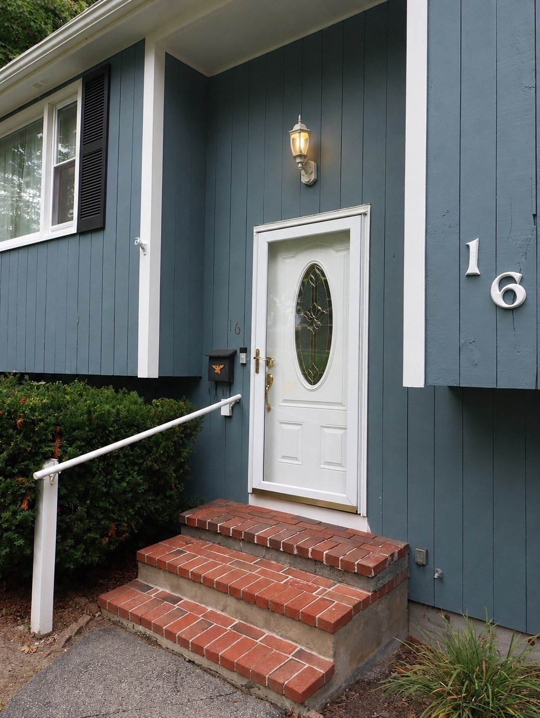 16 Andrew Avenue Property Photo 5