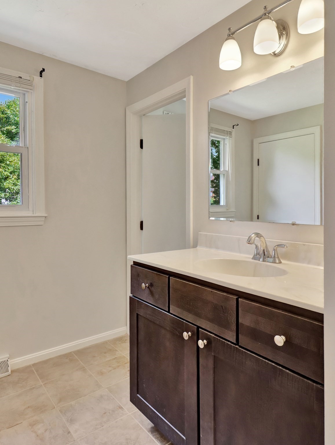 16 Andrew Avenue Property Photo 20