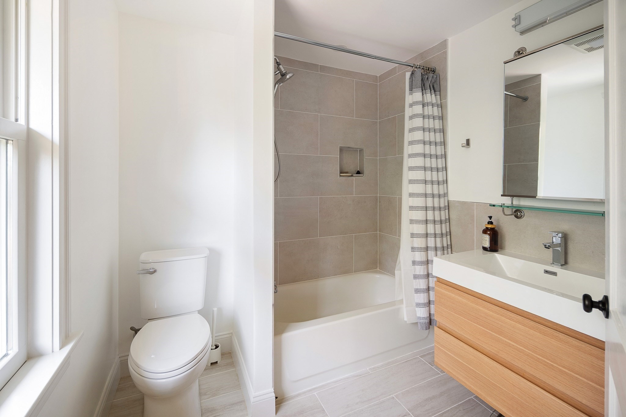 10 High Rock Way Property Photo 15