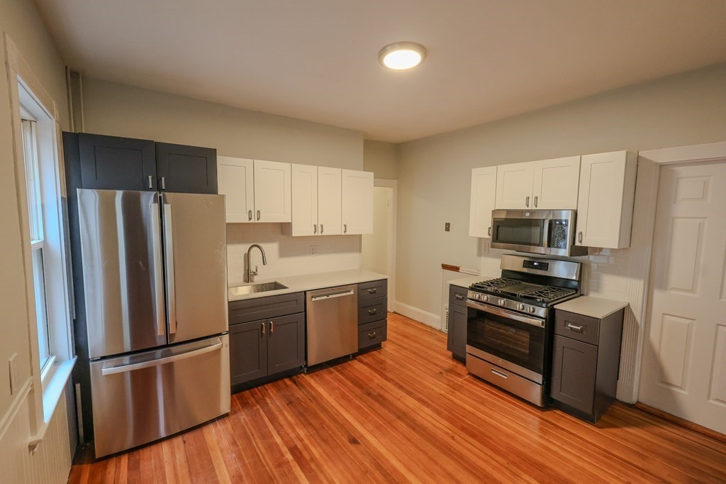 72 Ridgewood Street # 2 Property Photo 1