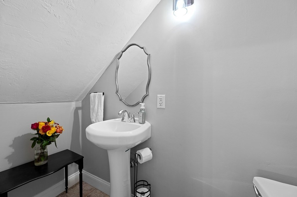 32 Providence St # 8 Property Photo 10