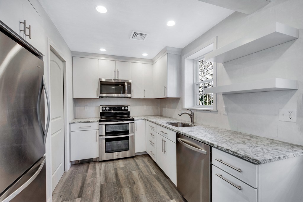 969 Chestnut Street # B Property Photo 1