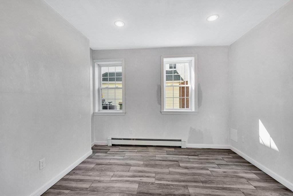 969 Chestnut Street # B Property Photo 4