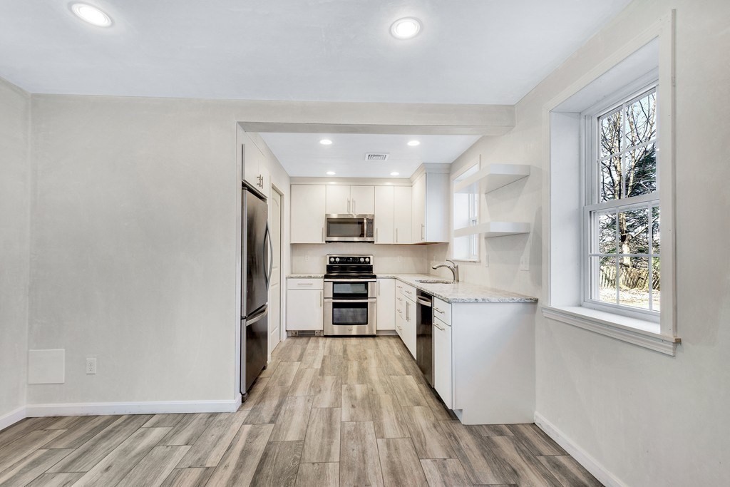 969 Chestnut Street # B Property Photo 5