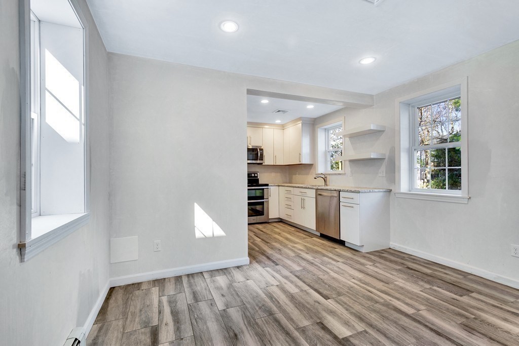 969 Chestnut Street # B Property Photo 6