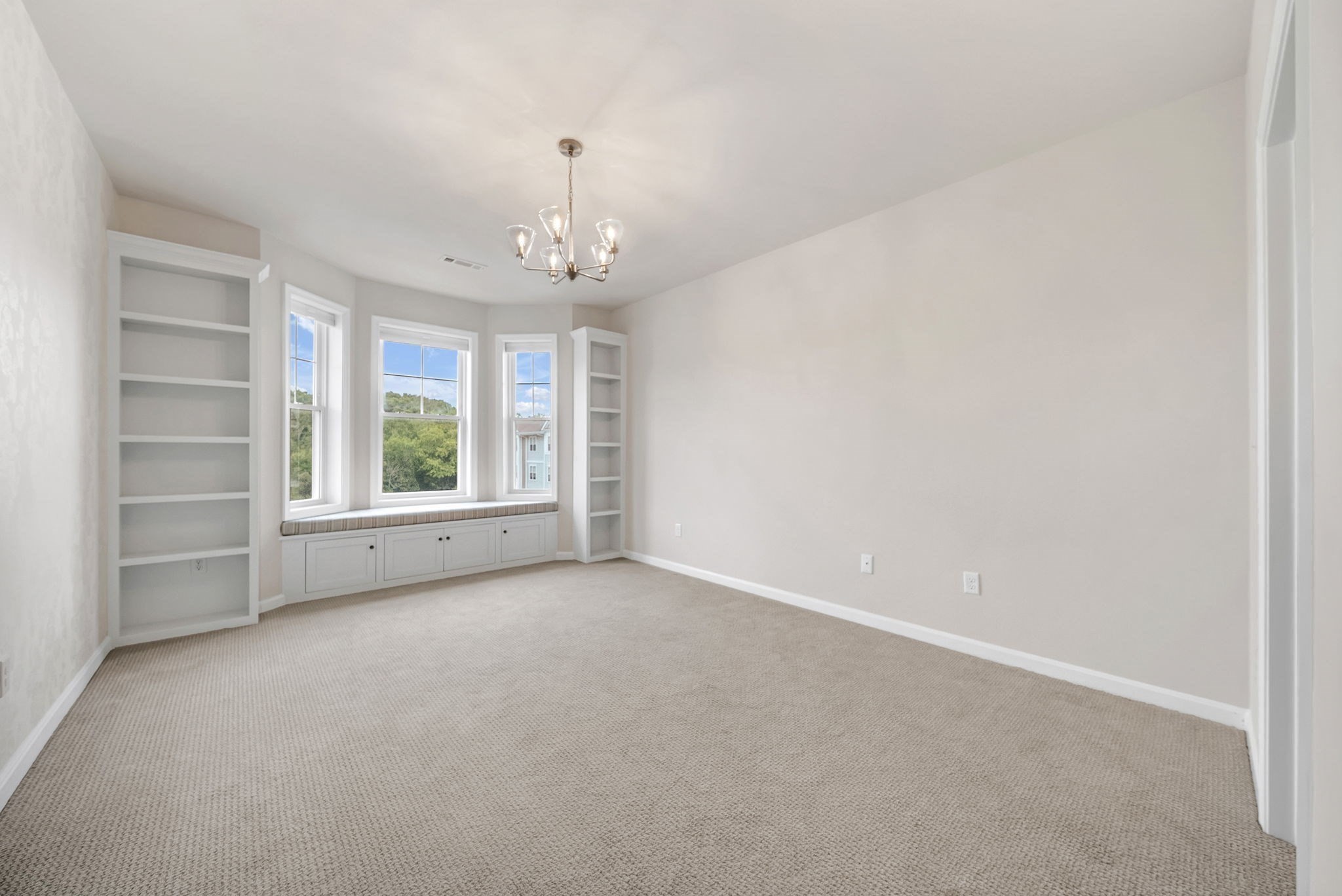 2404 Pennington Dr # 2404 Property Photo 21