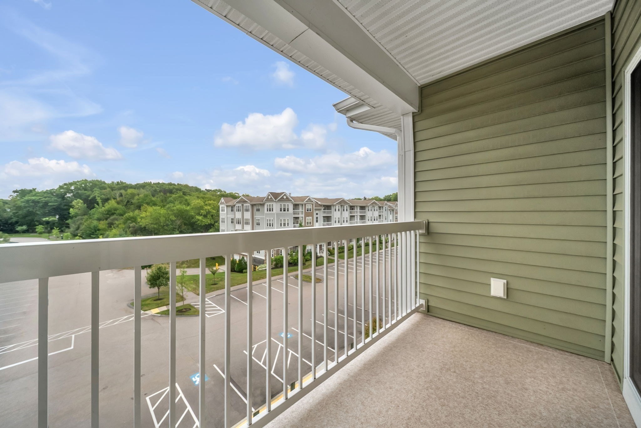 2404 Pennington Dr # 2404 Property Photo 27