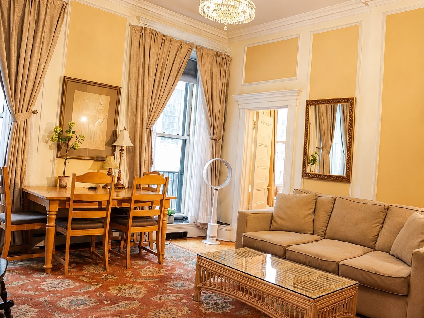 21 Beacon St # 3r Property Photo 4