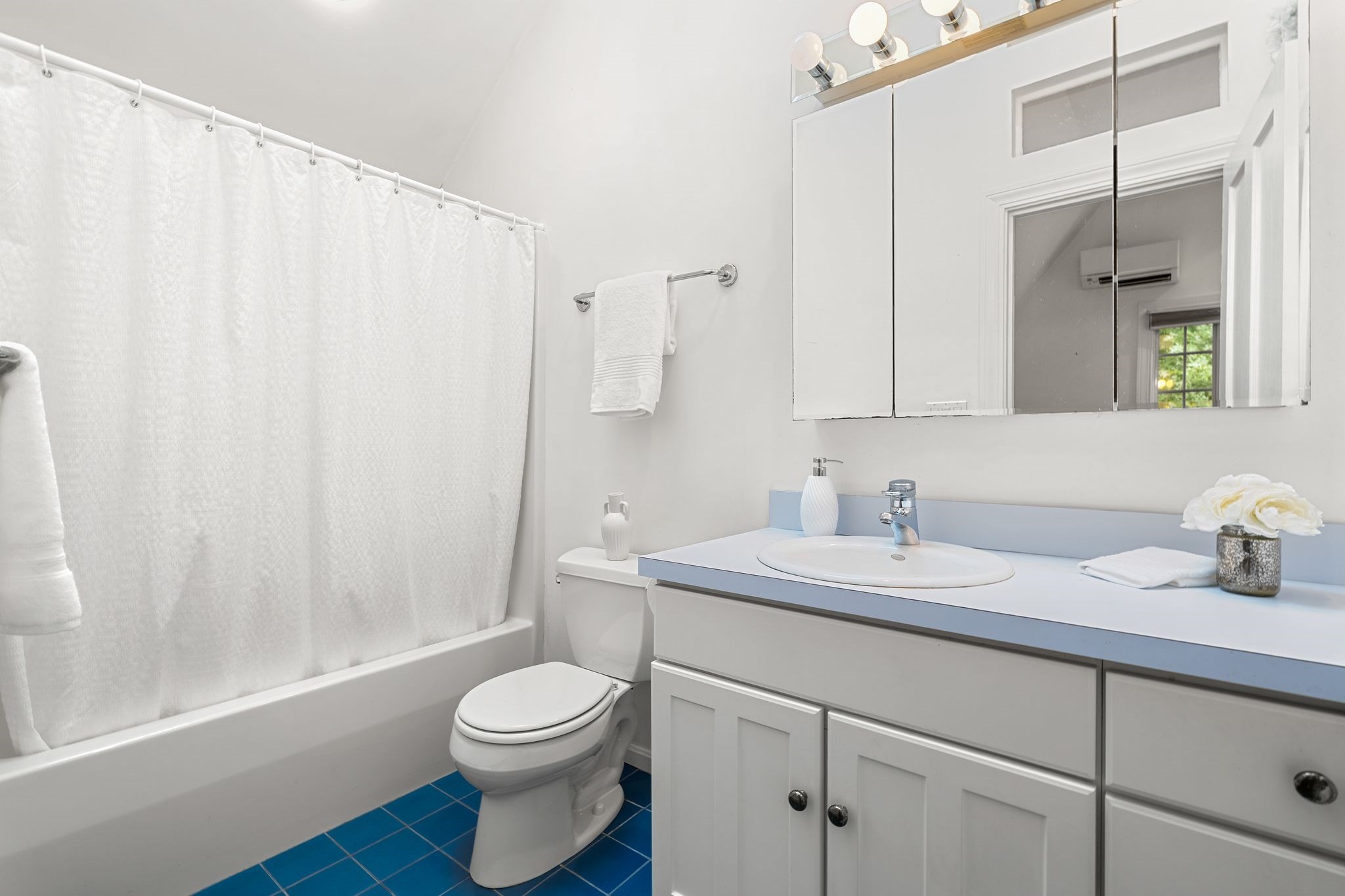 21 Valentine Road Property Photo 28