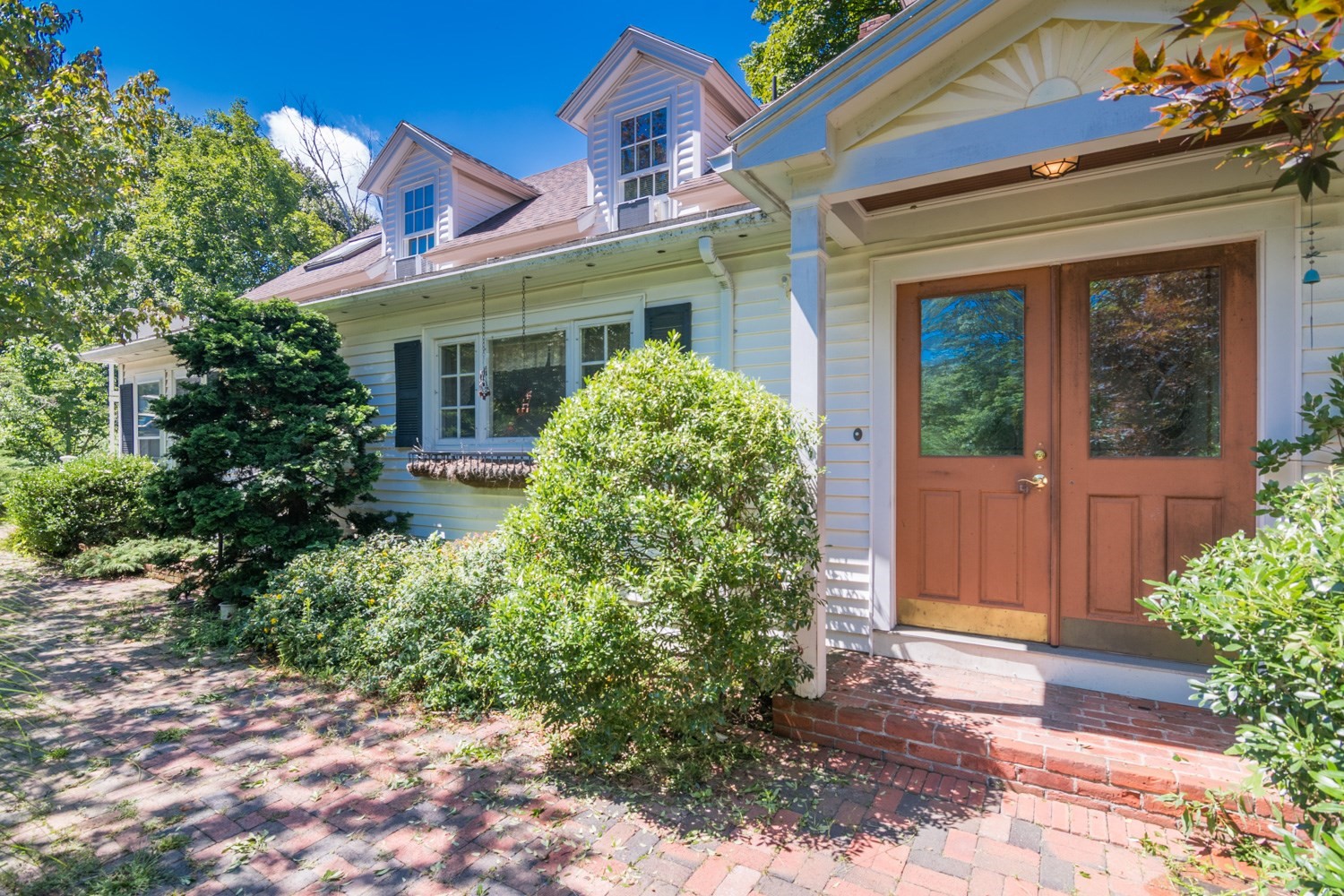 1753 + S East St Property Photo 1