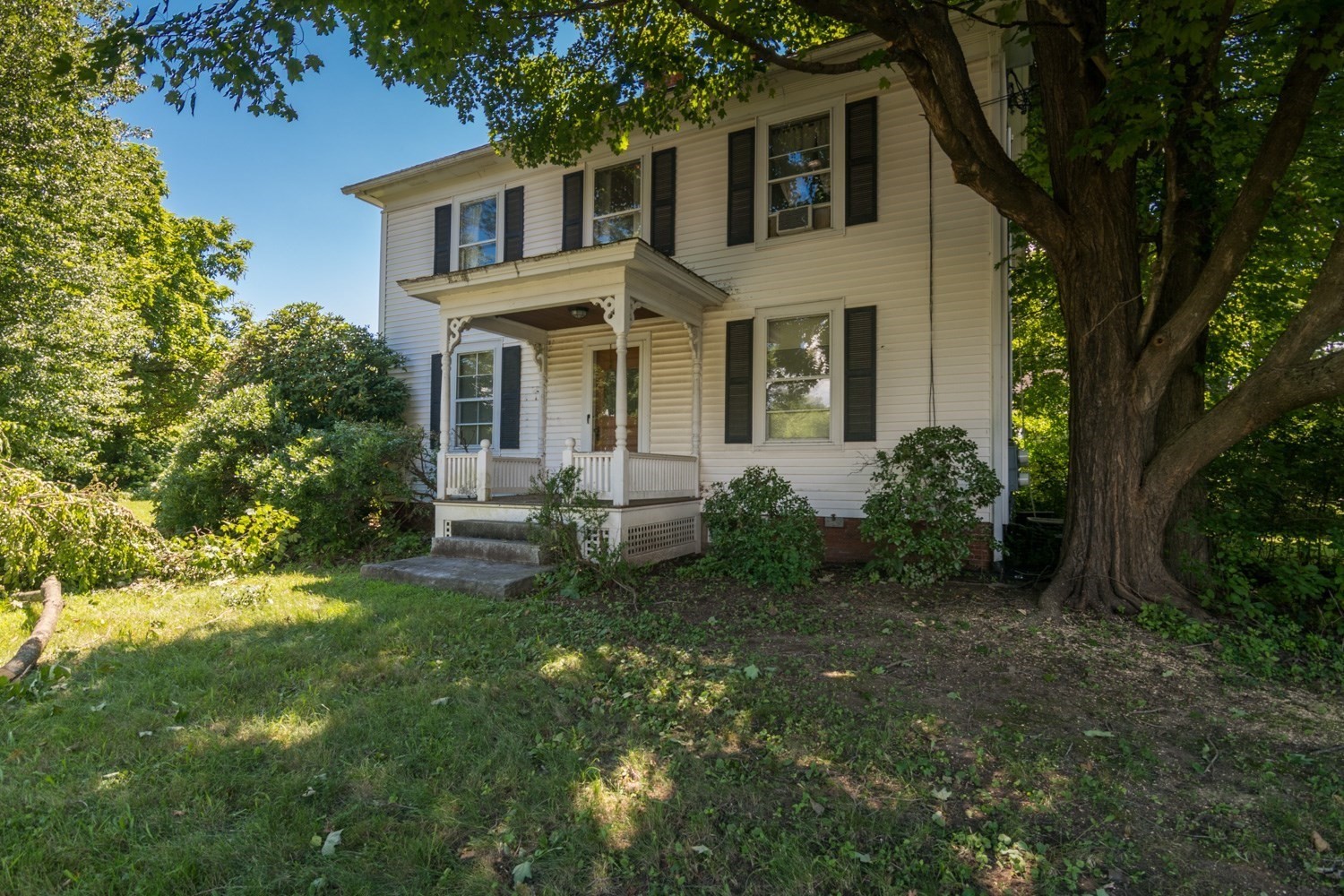 1753 + S East St Property Photo 2