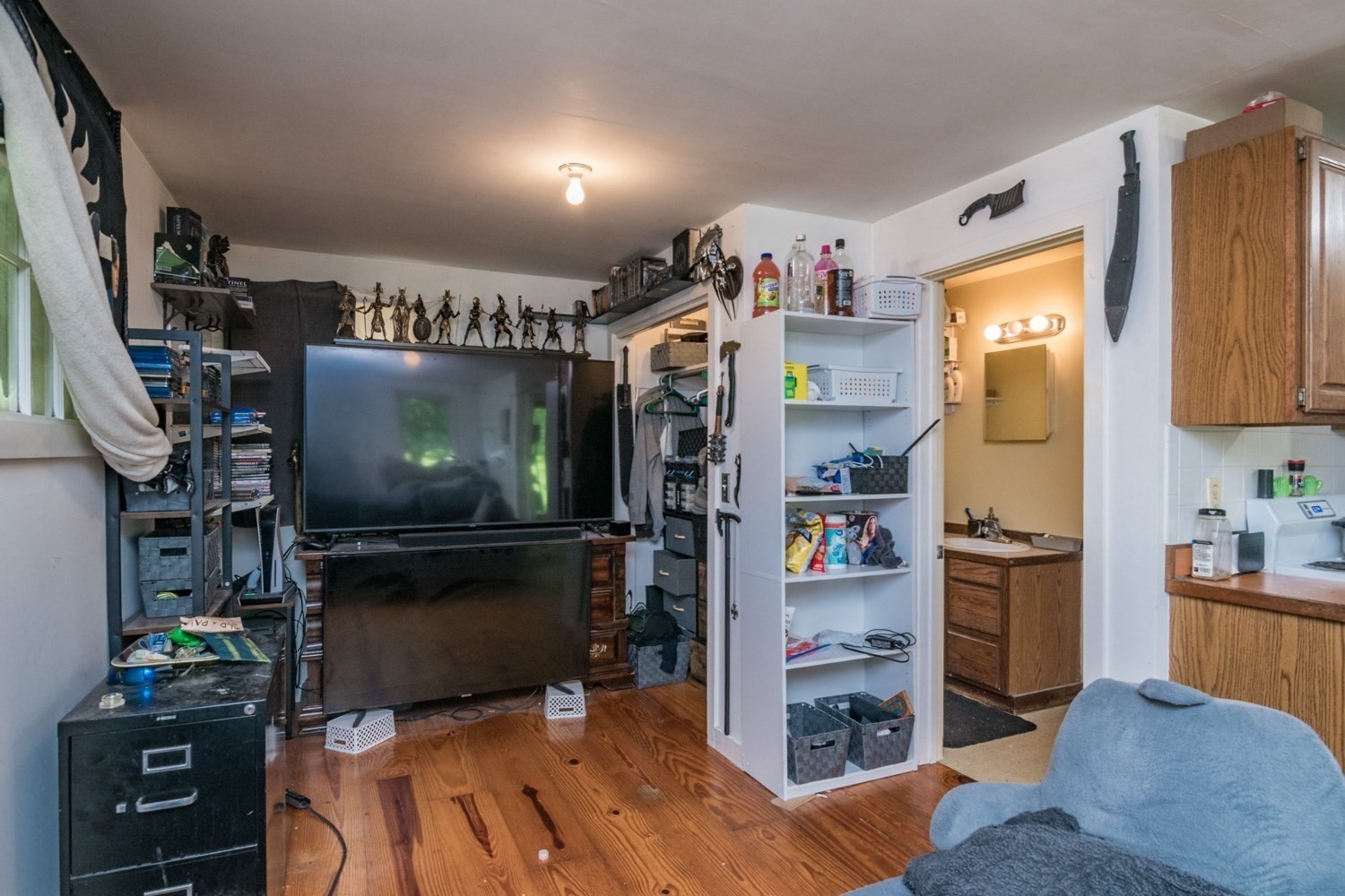 1753 + S East St Property Photo 23