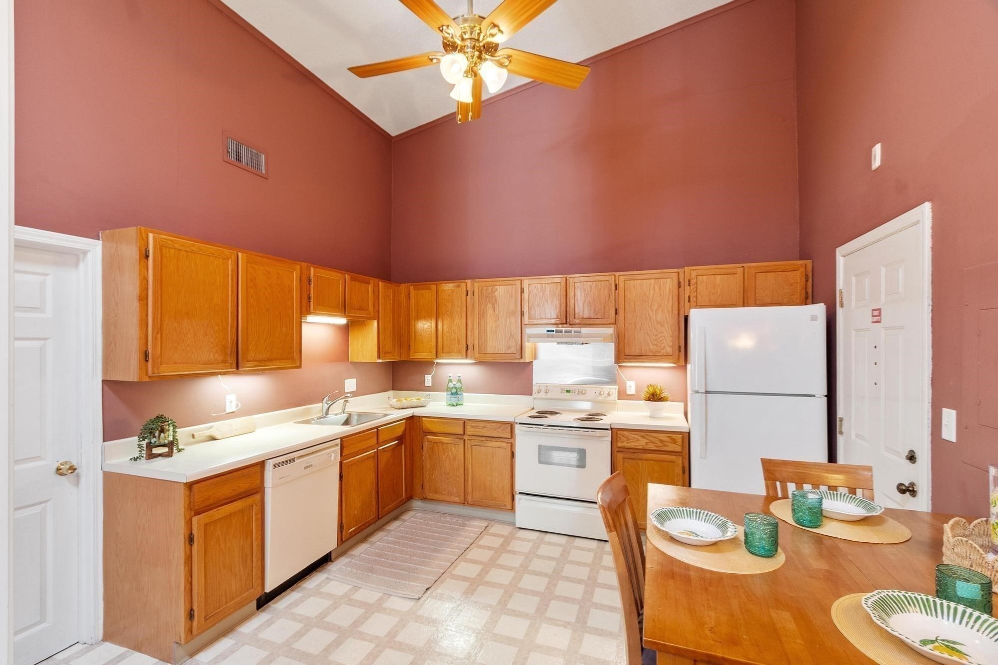 181 Littleton Road # 340 Property Photo 3