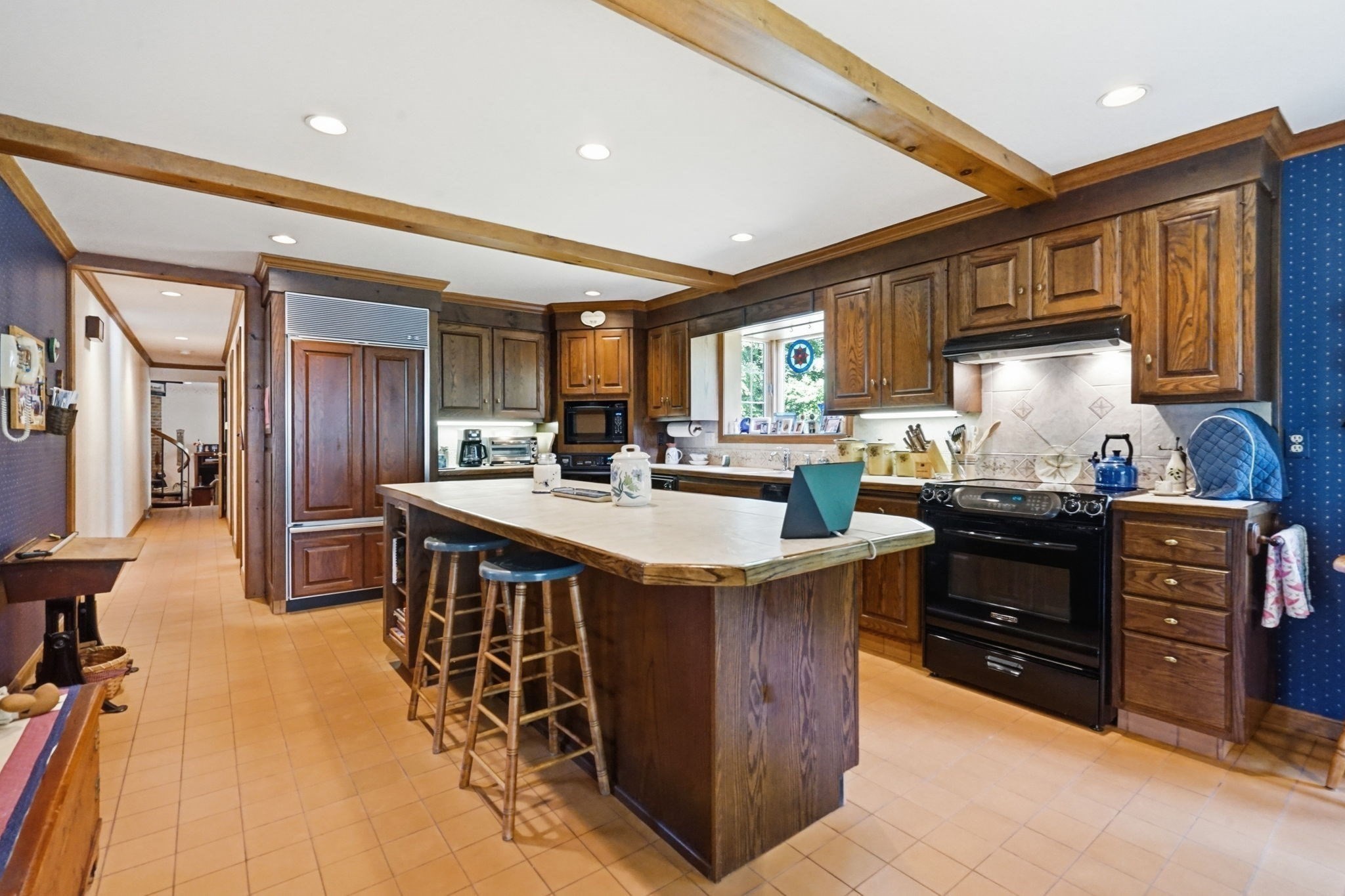 167 Llewellyn Drive Property Photo 2
