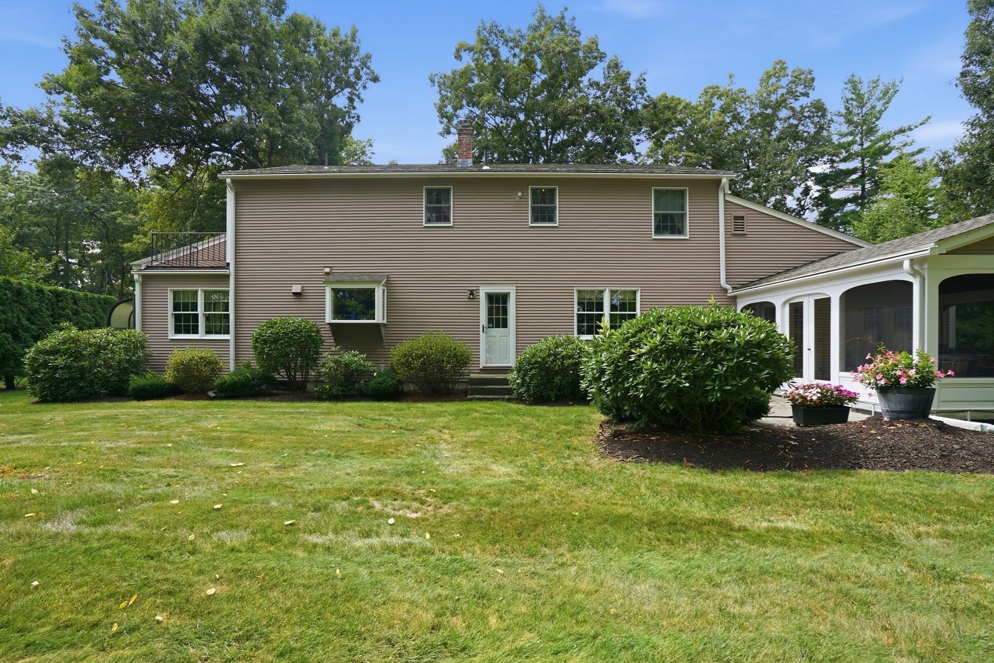 167 Llewellyn Drive Property Photo 8