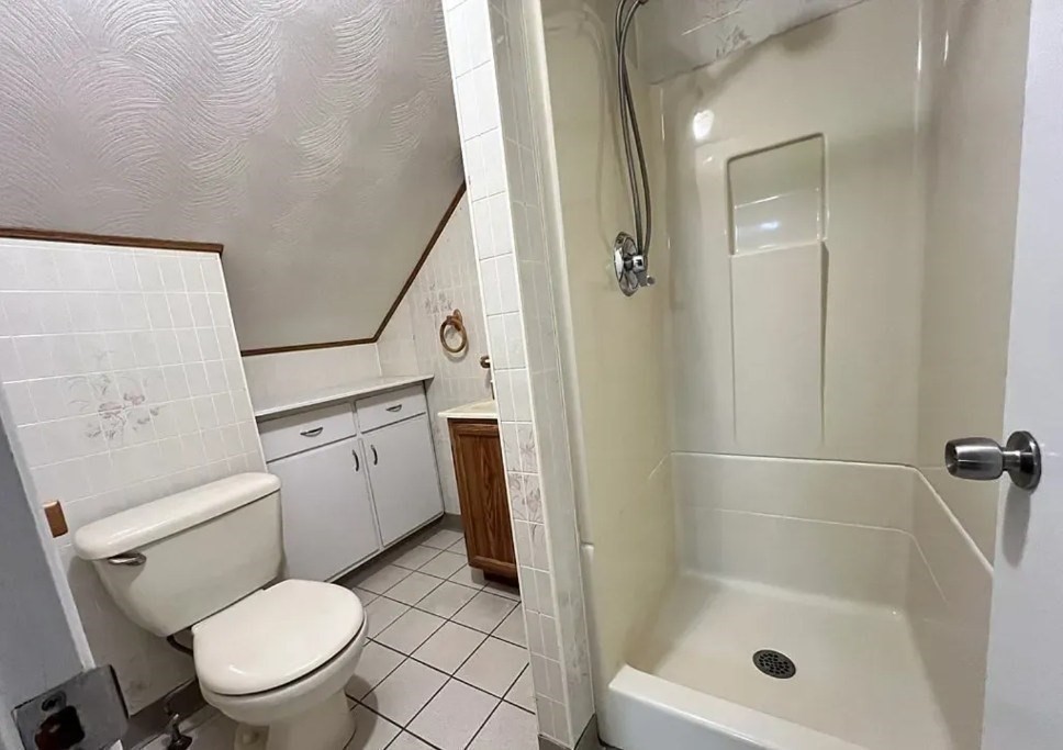 20 Pearl St # 3 Property Photo 9