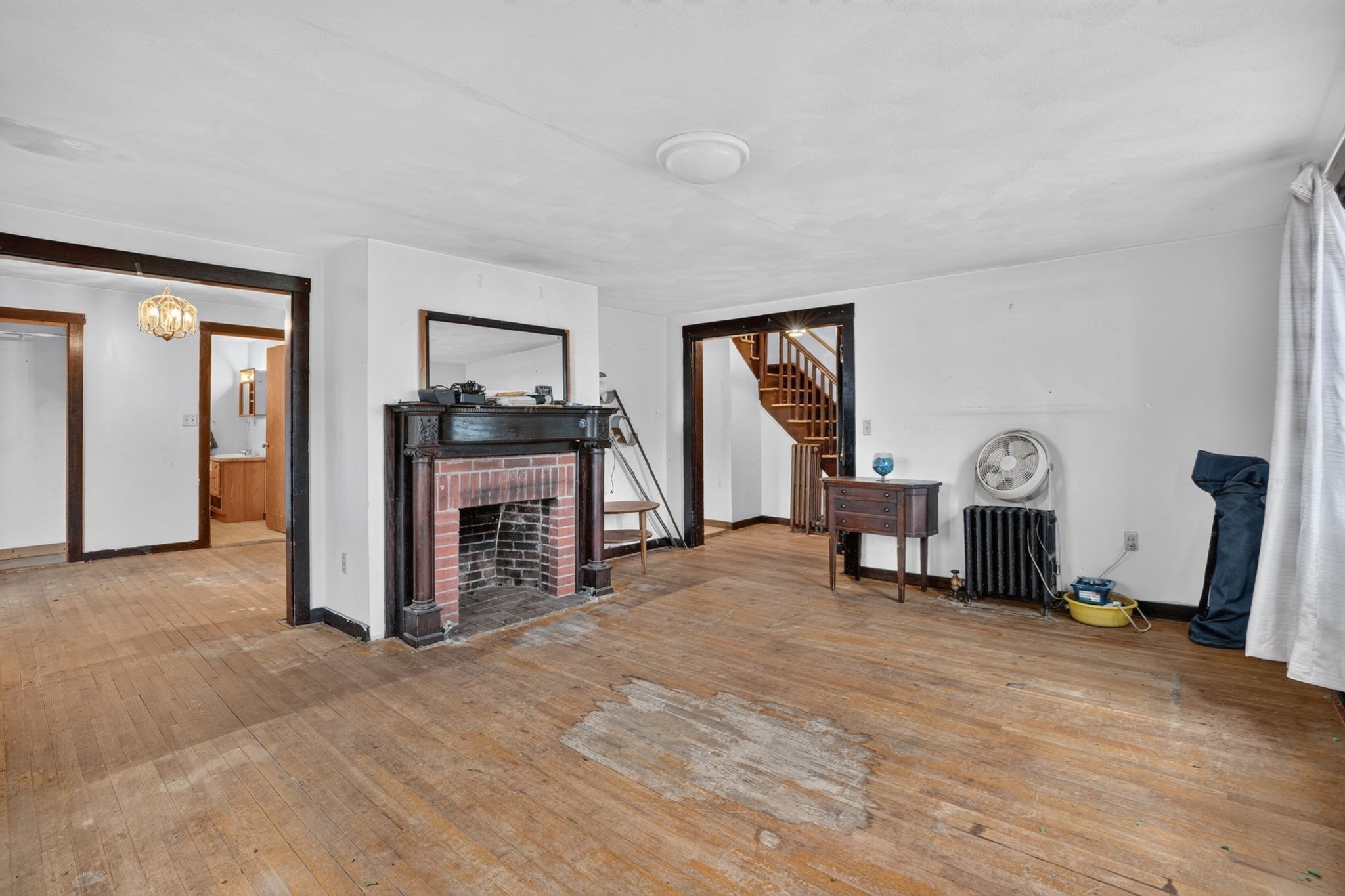 21 Sachem St Property Photo 2