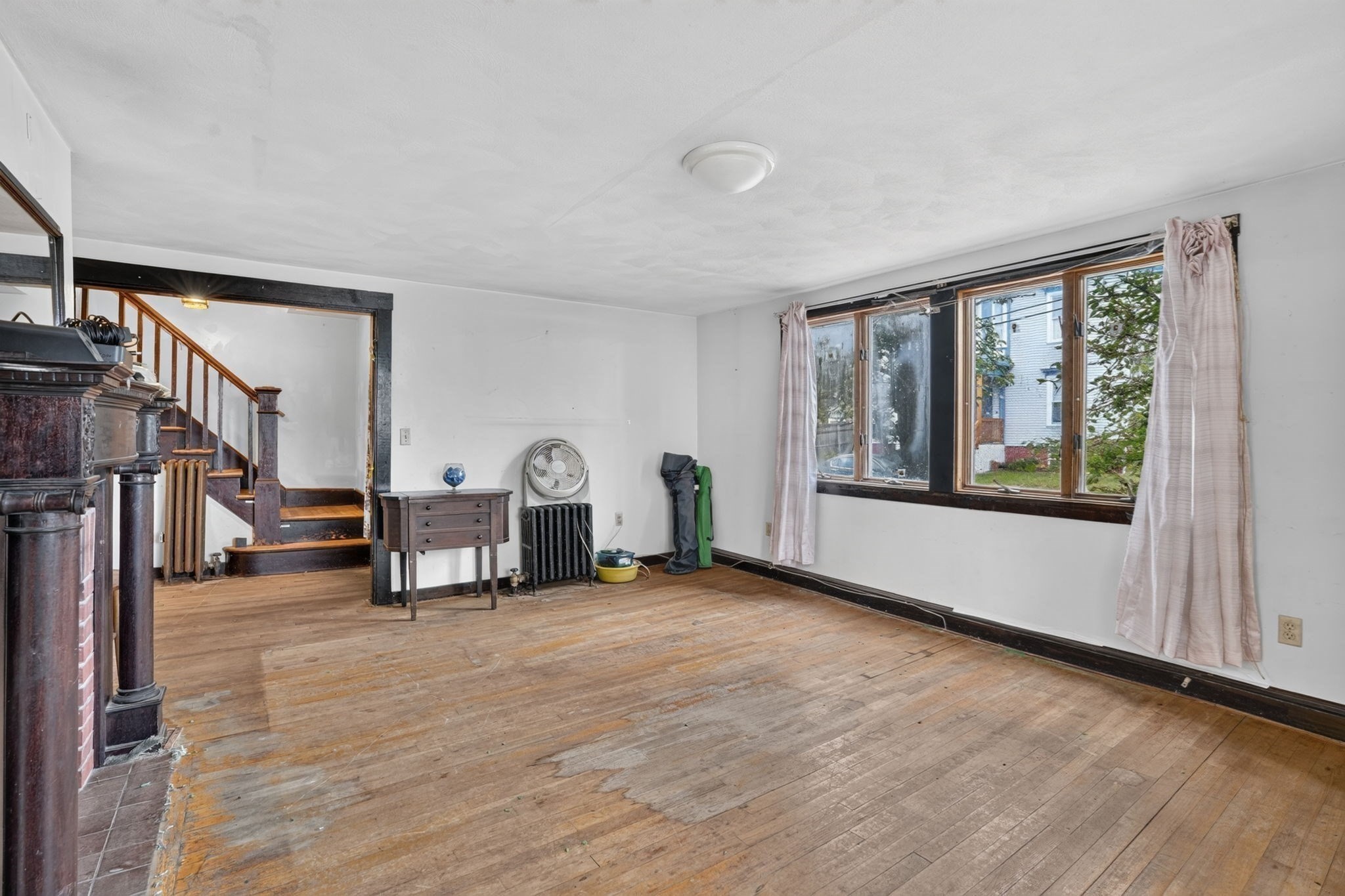 21 Sachem St Property Photo 4