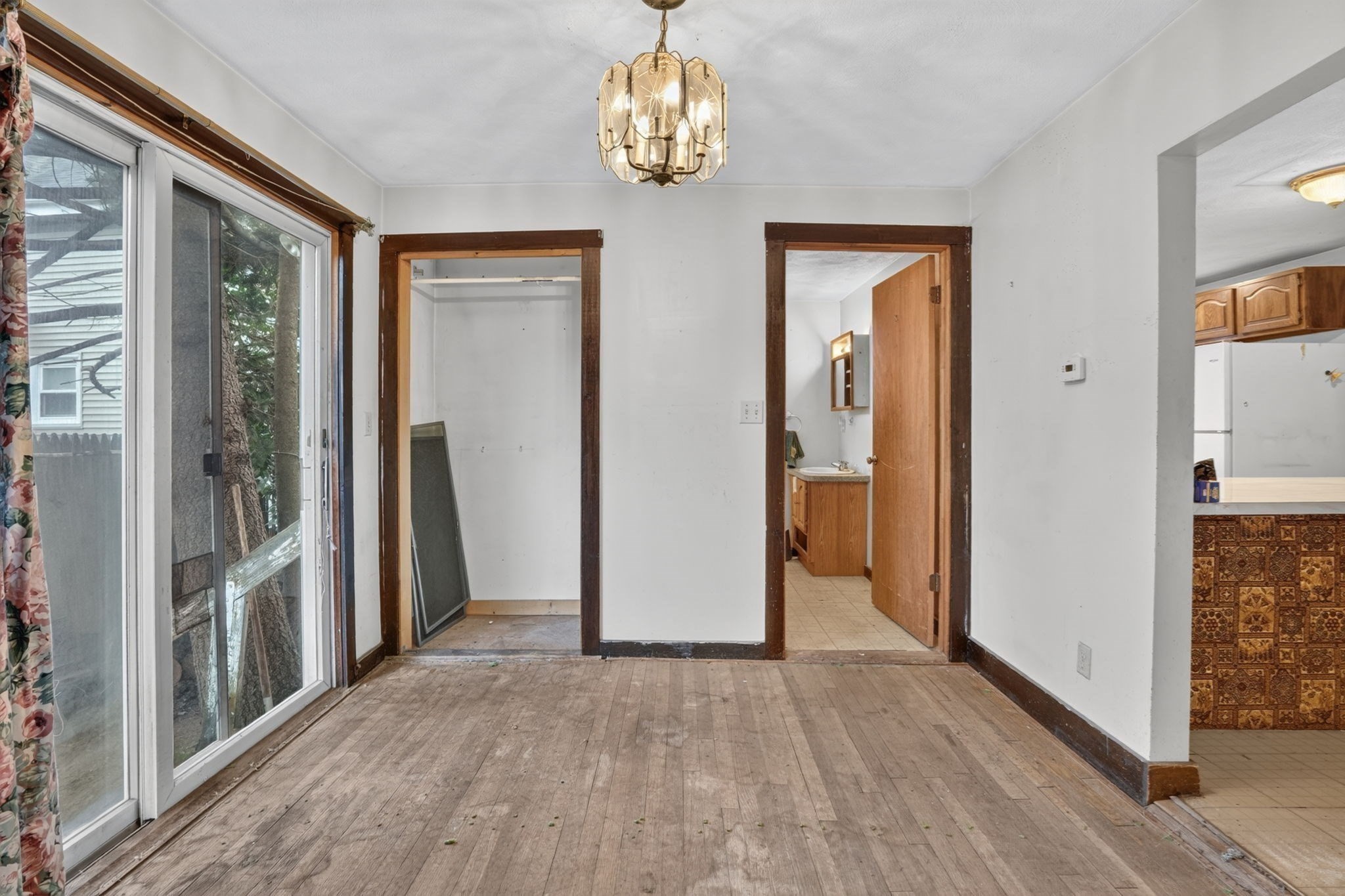 21 Sachem St Property Photo 5