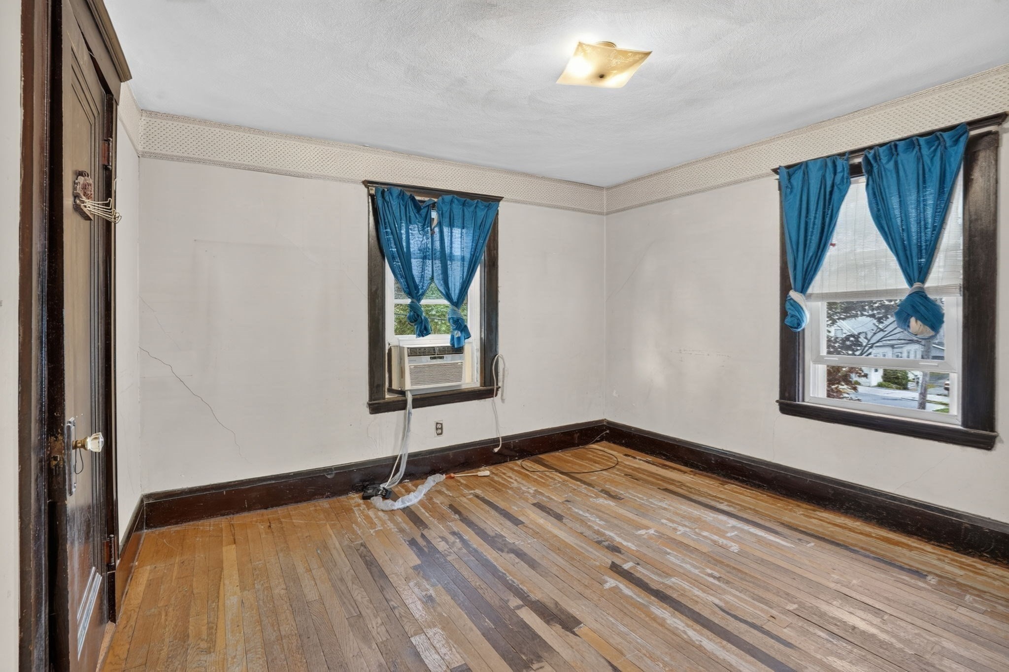 21 Sachem St Property Photo 10