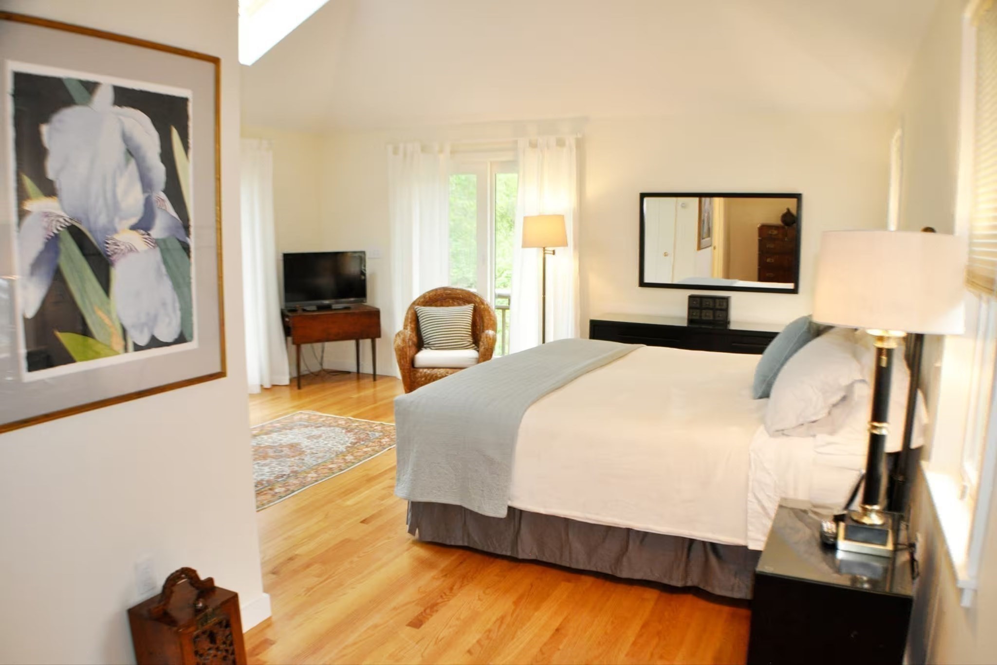 18 Sylvan Avenue Property Photo 16