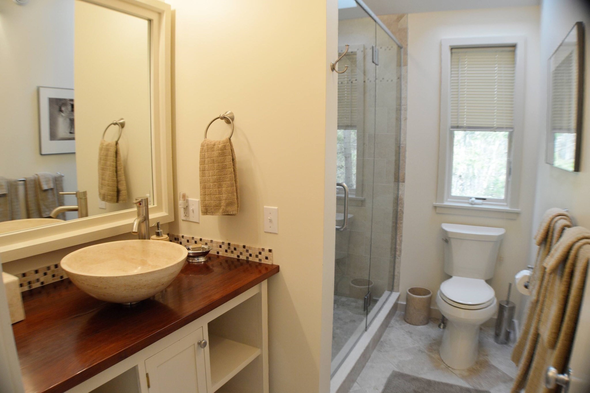 18 Sylvan Avenue Property Photo 17