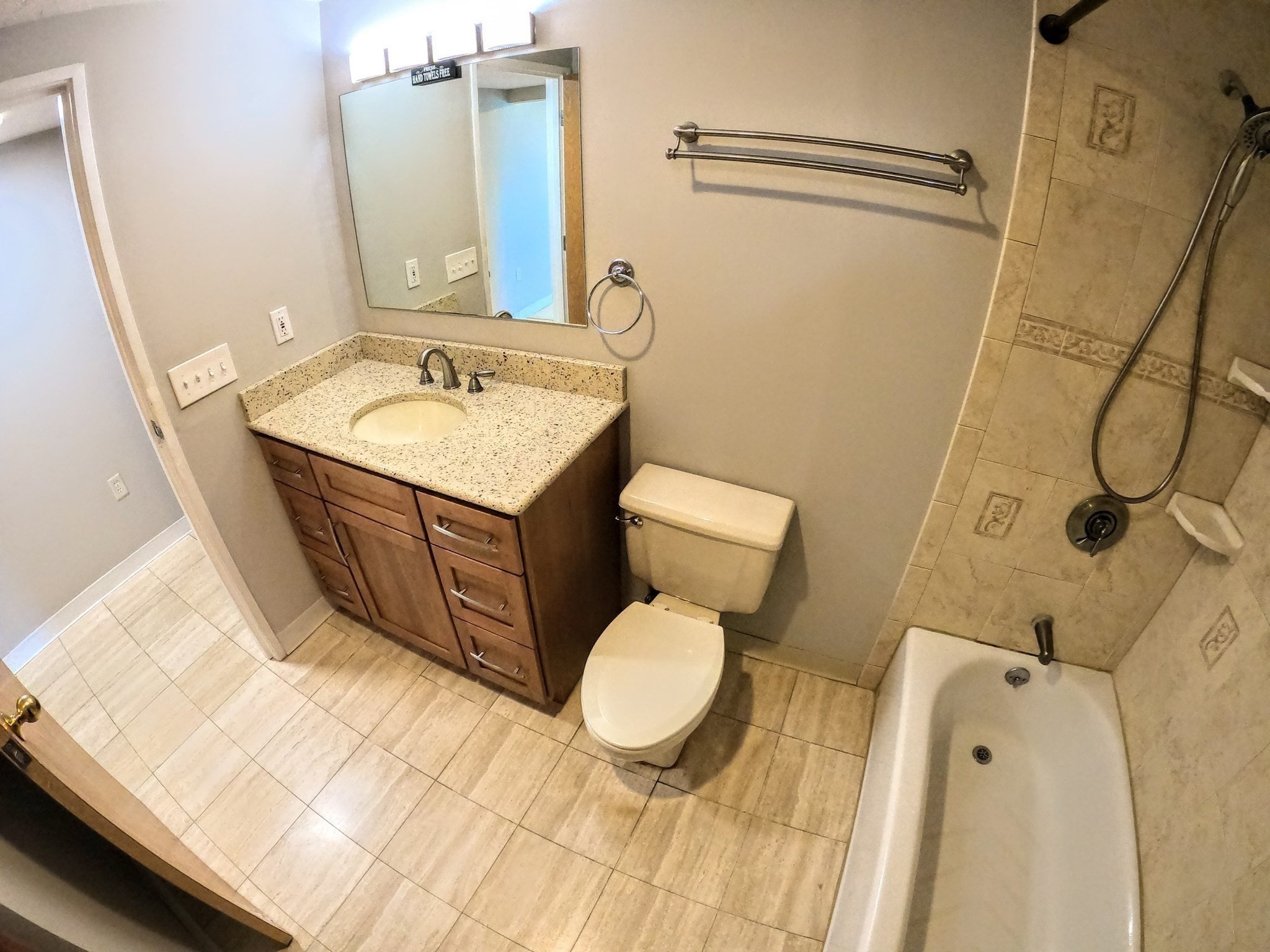 200 Cove Way # 513 Property Photo 6