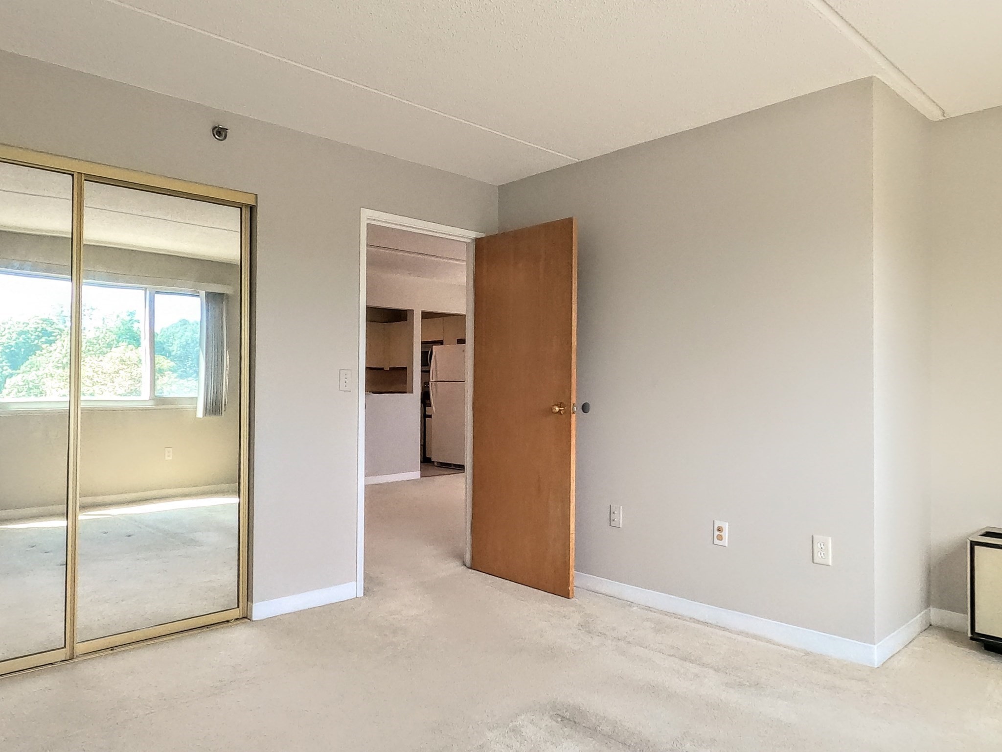 200 Cove Way # 513 Property Photo 8
