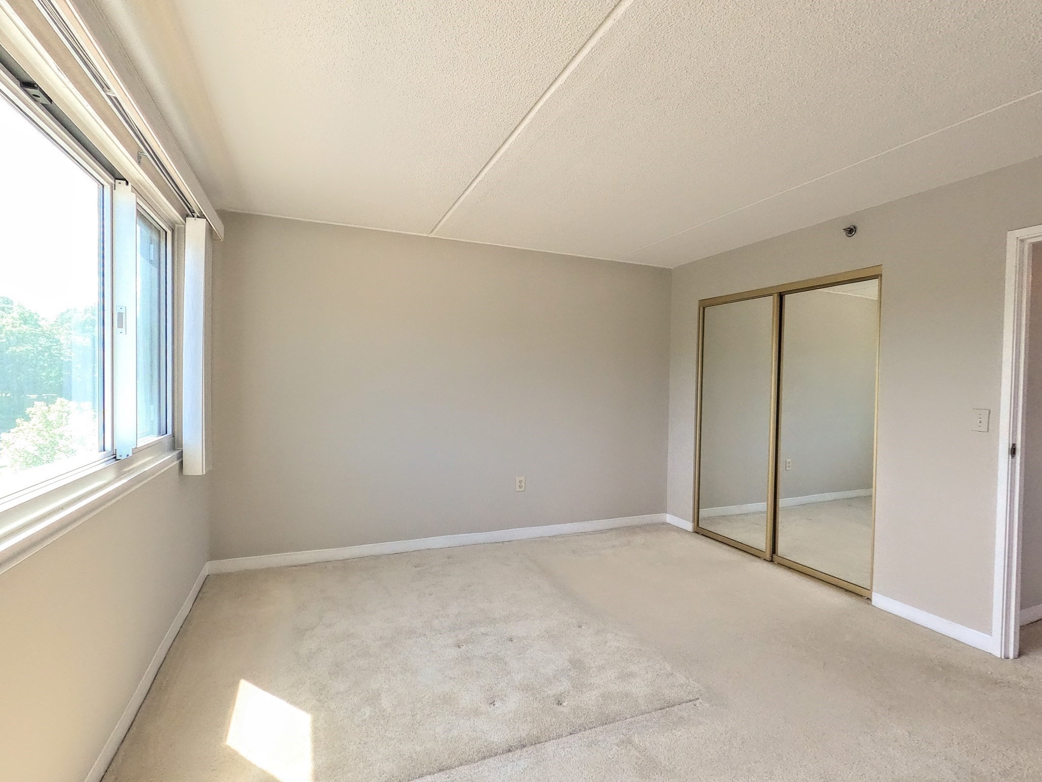 200 Cove Way # 513 Property Photo 21