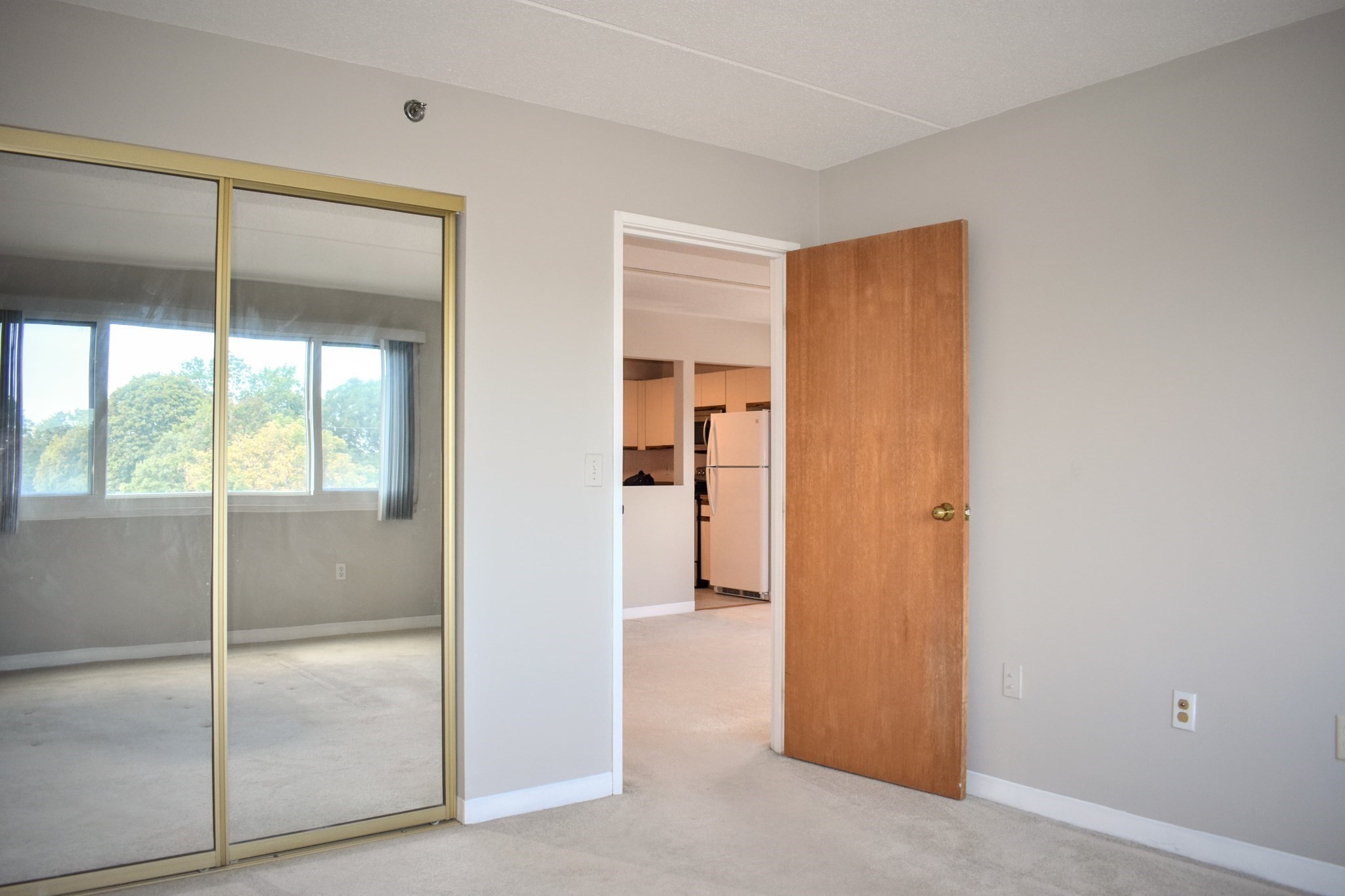 200 Cove Way # 513 Property Photo 27