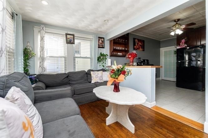 40 Gledhill Ave. # 2 Property Photo 4