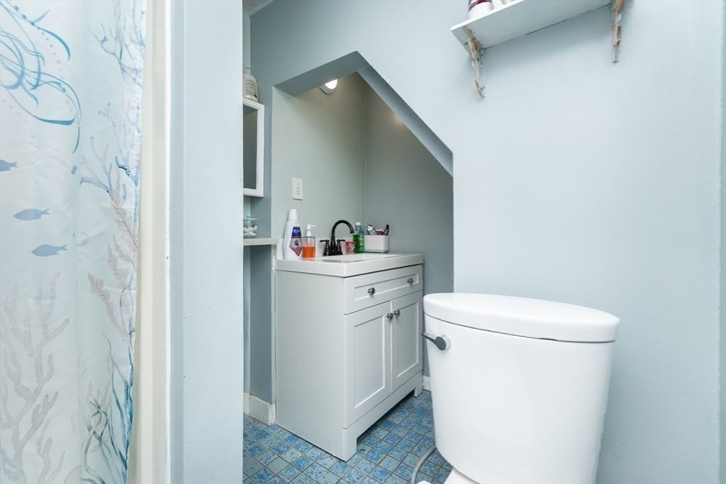 40 Gledhill Ave. # 2 Property Photo 12