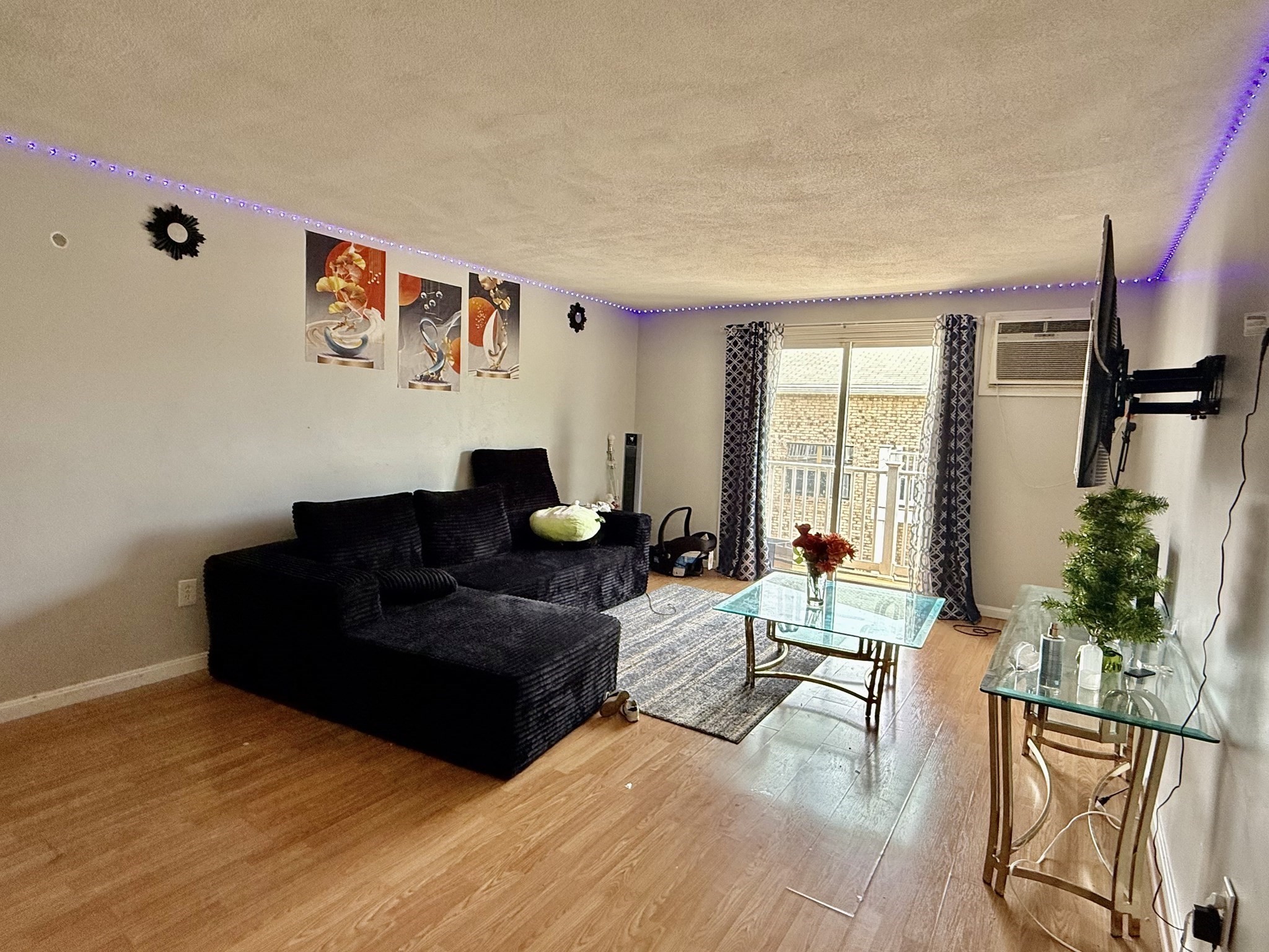 8 Kenmar Drive # 72 Property Photo 2