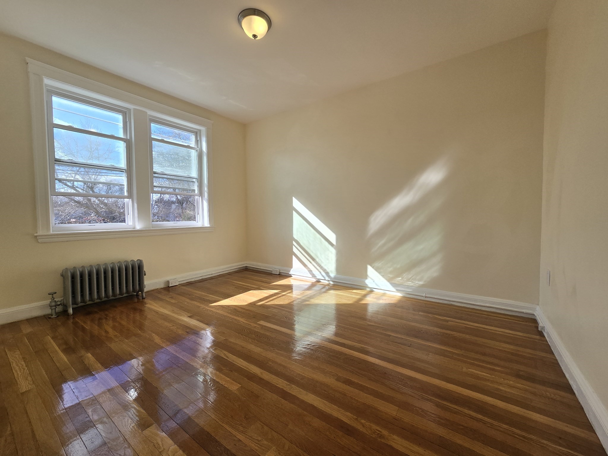 183 Kent # 5 Property Photo 5