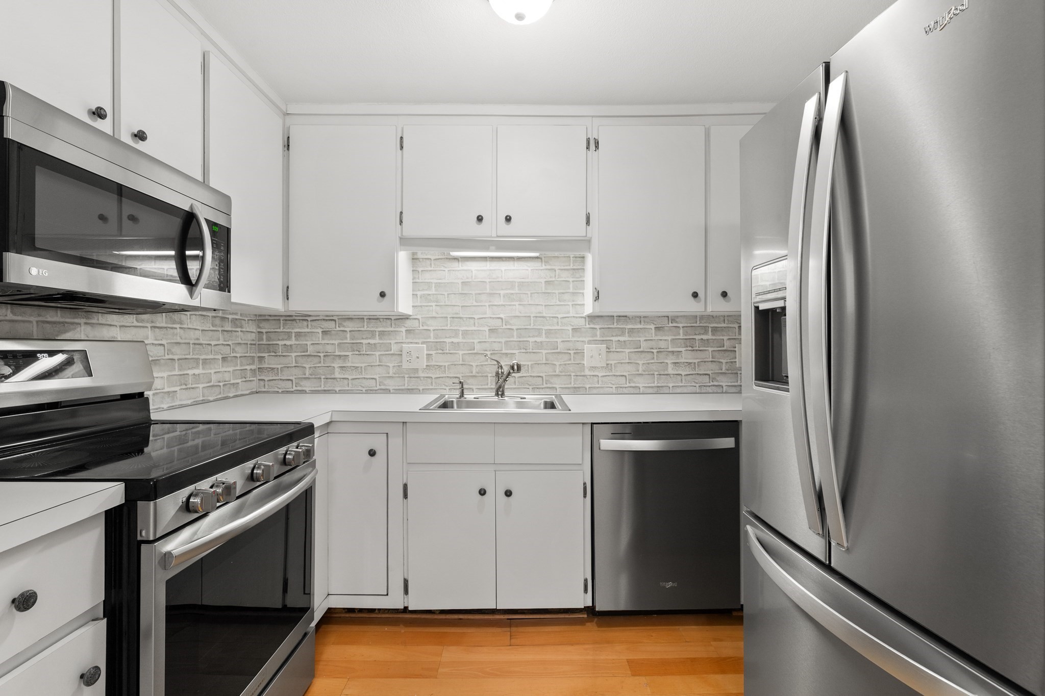 1 Centre St # 9 Property Photo 3