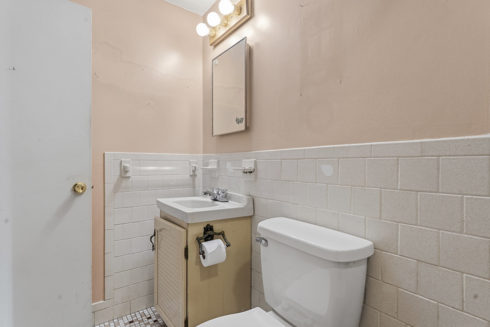 9 Lynnwood Ave Property Photo 26