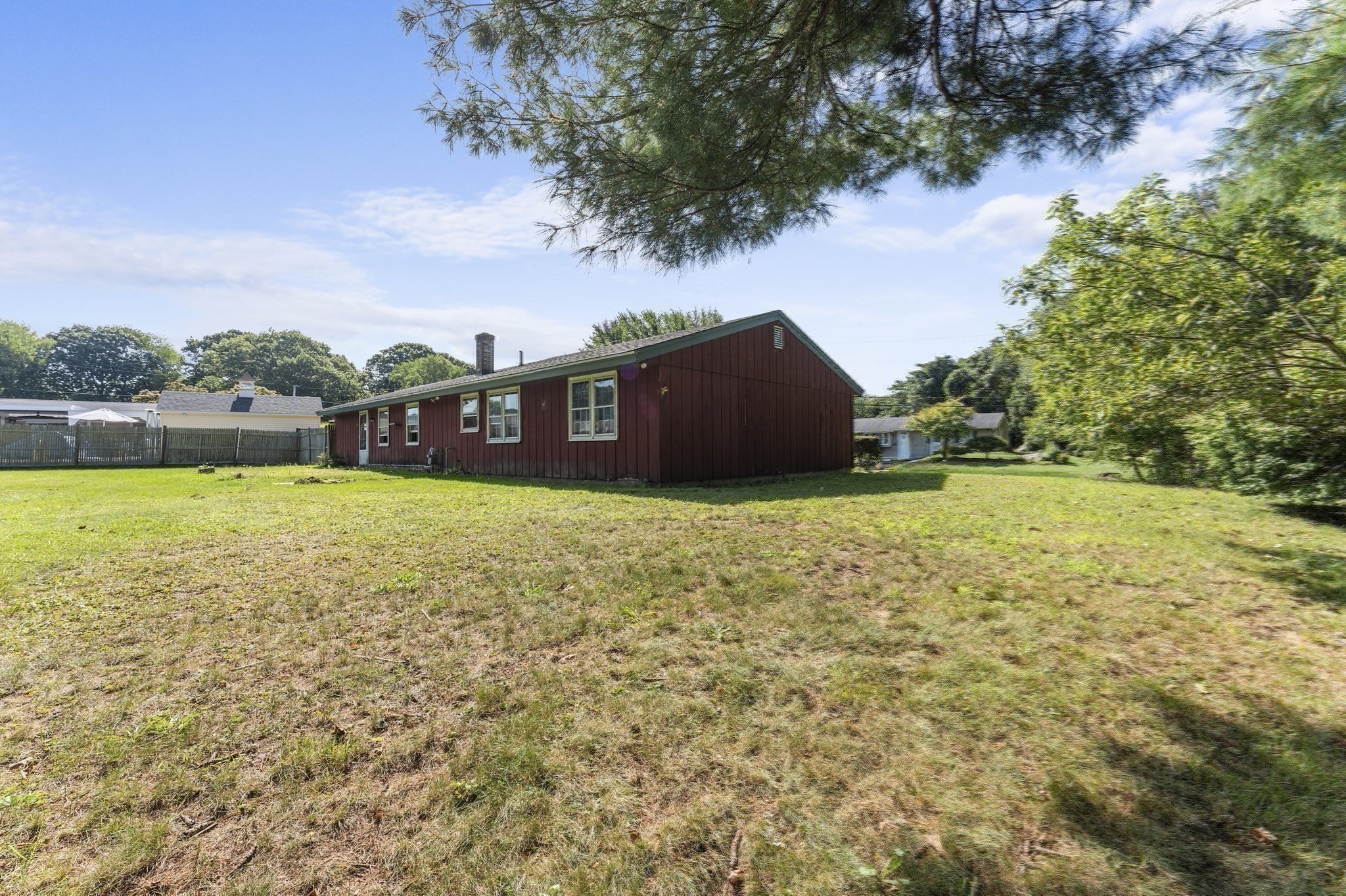 9 Lynnwood Ave Property Photo 32