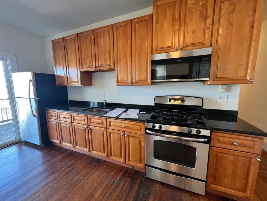 27 Buttonwood St # 3 Property Photo 1
